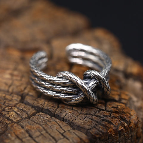 Knotted Thread Ring